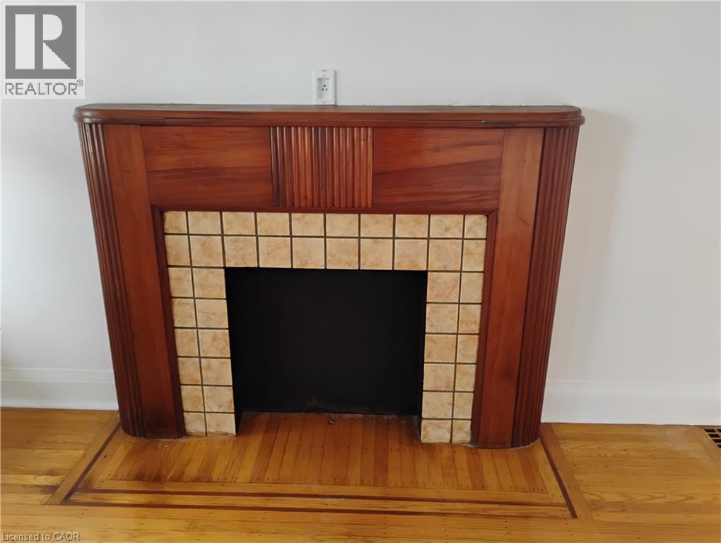 65 Harmony Avenue, Hamilton, ON - Indoor Photo Showing Other Room