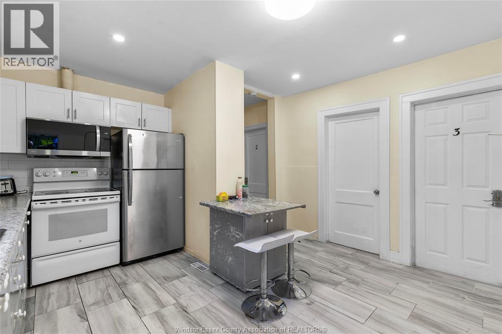 609 St. Joseph, Windsor, ON