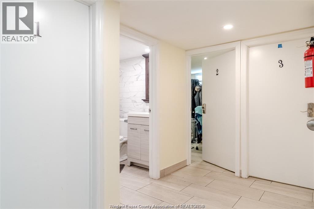 609 St. Joseph, Windsor, ON