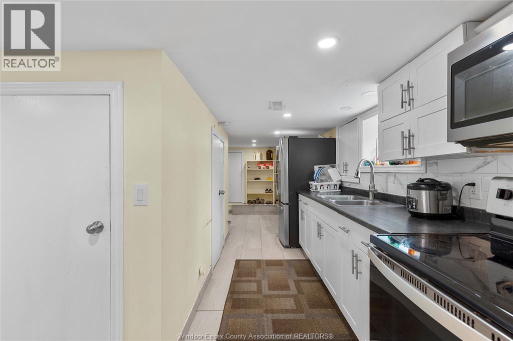 609 St. Joseph, Windsor, ON