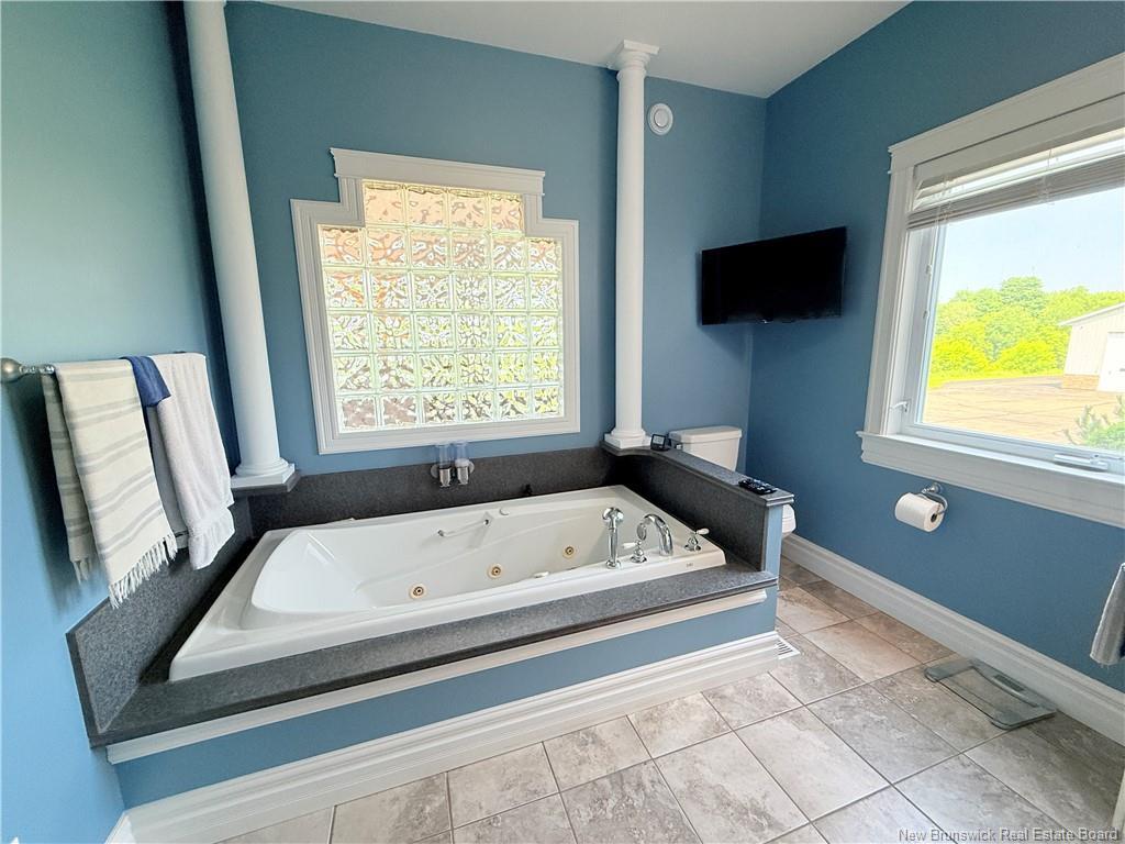 52 Mcmullin Rd, Hartland, NB