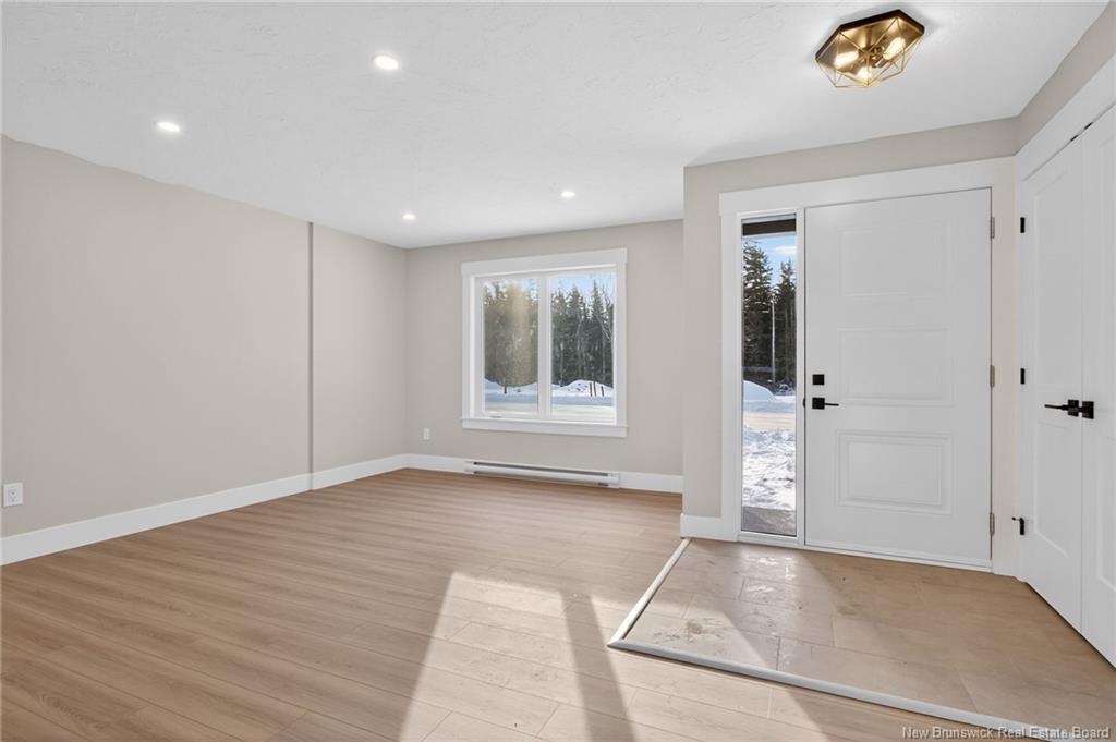 176 Des Eleves St, Dieppe, NB
