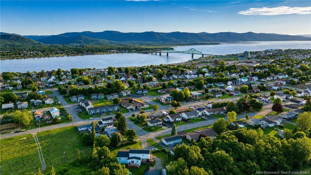 6 Lebel Crt, Campbellton, NB