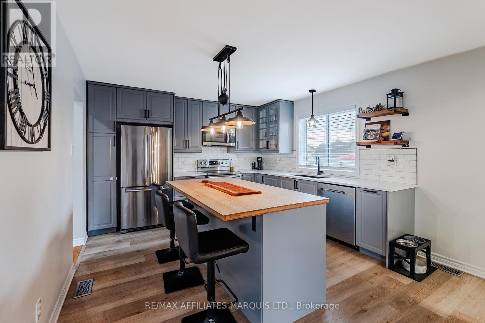 426 Bellevue Crescent, Cornwall, ON