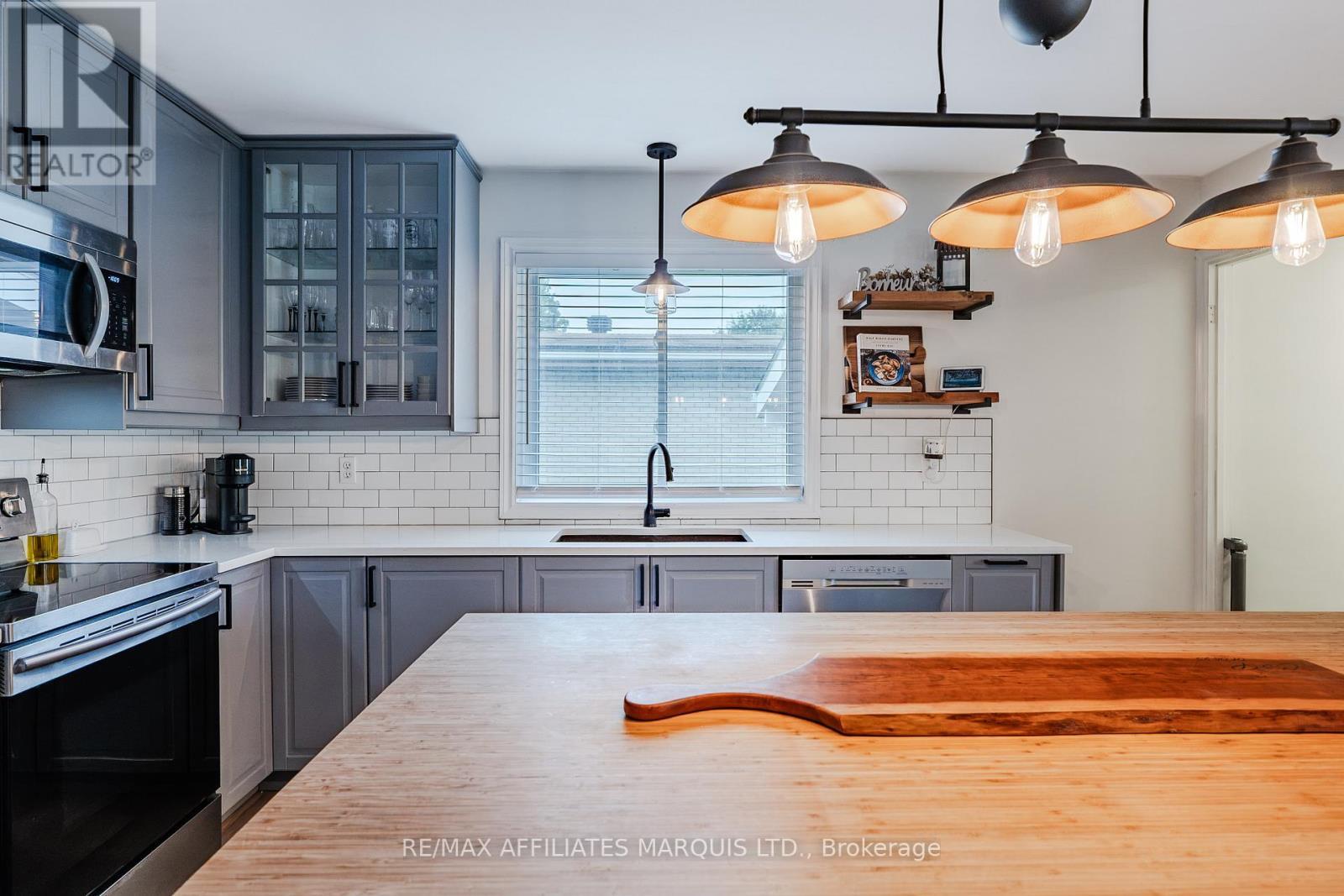 426 Bellevue Crescent, Cornwall, ON