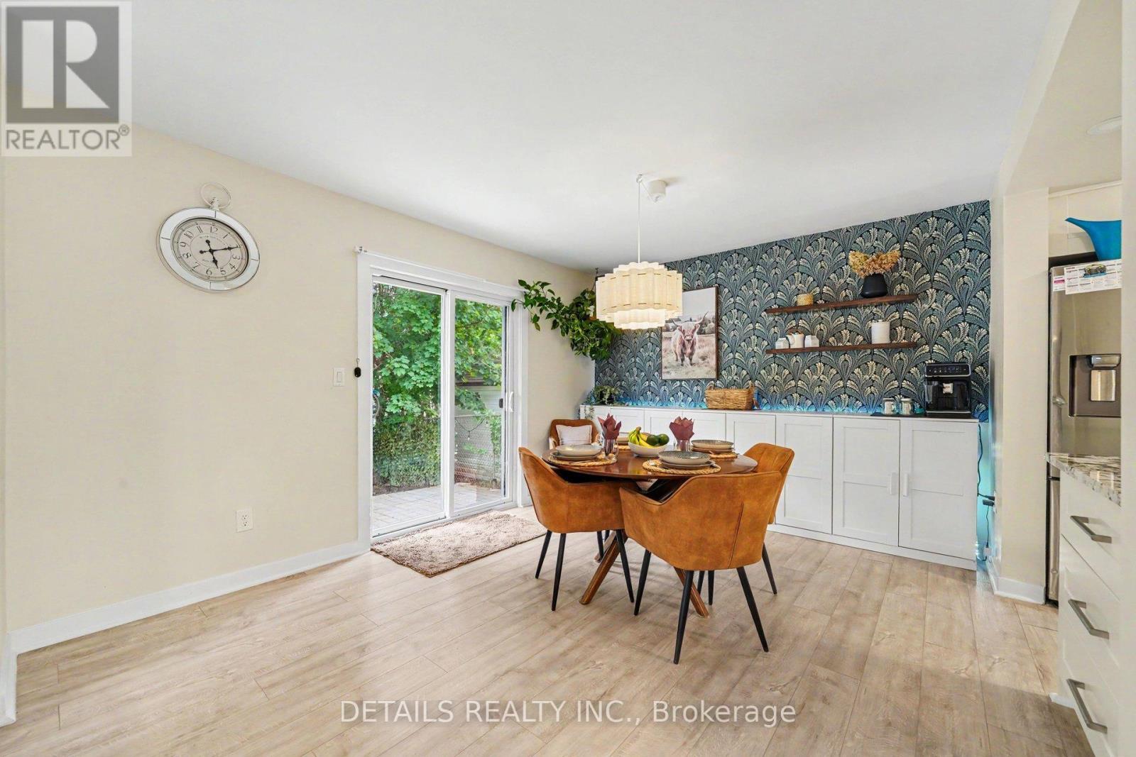 13 Willowview Way, Ottawa, ON