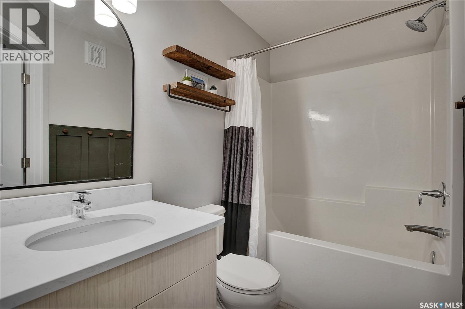 155 Stilling Mews, Saskatoon, SK