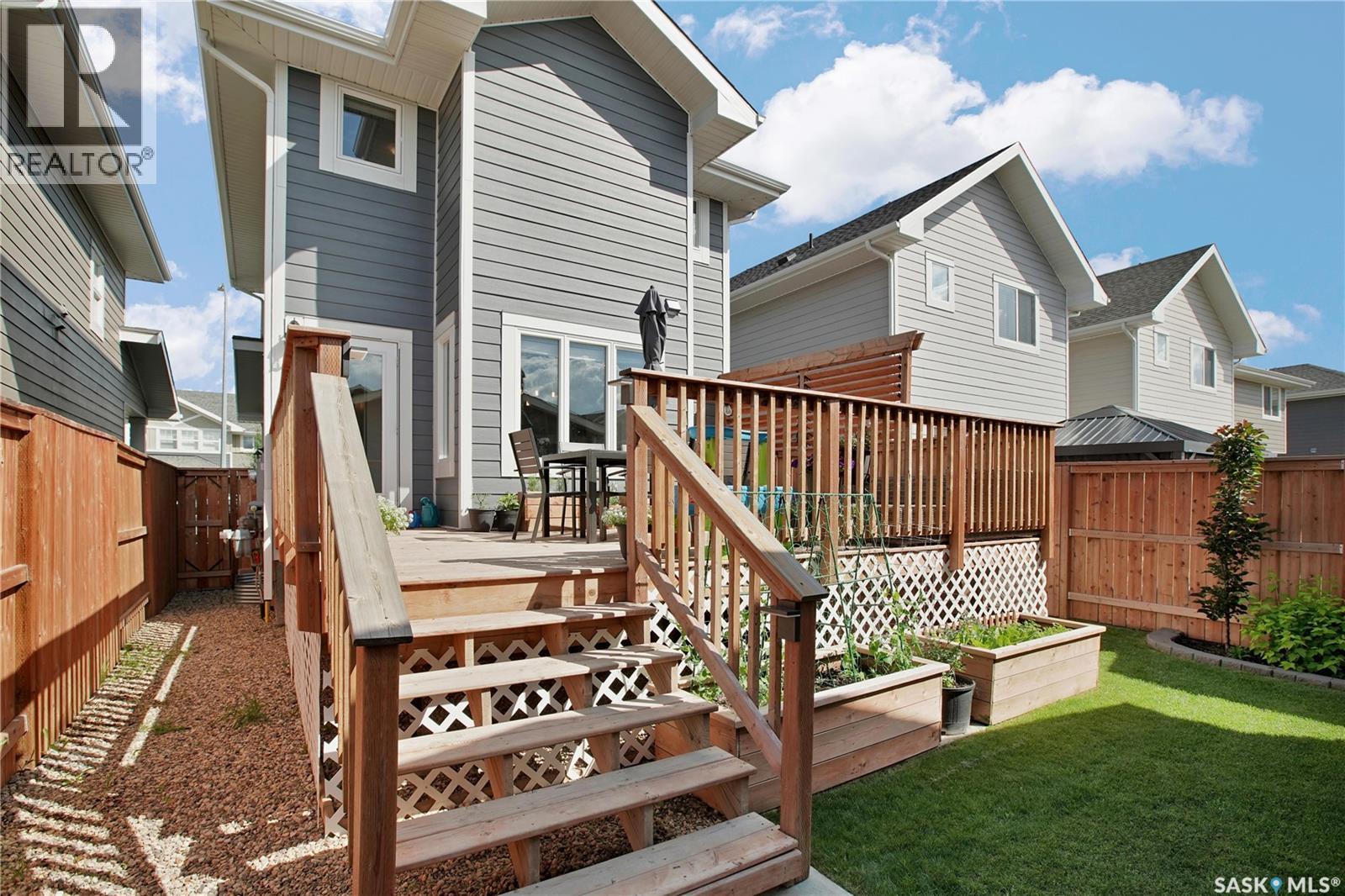 155 Stilling Mews, Saskatoon, SK