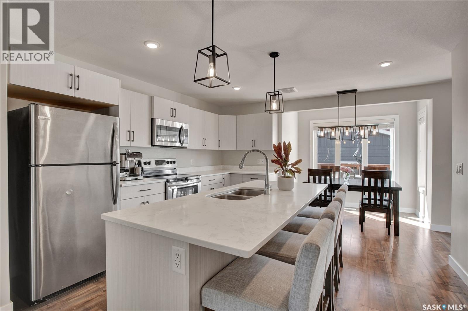 155 Stilling Mews, Saskatoon, SK