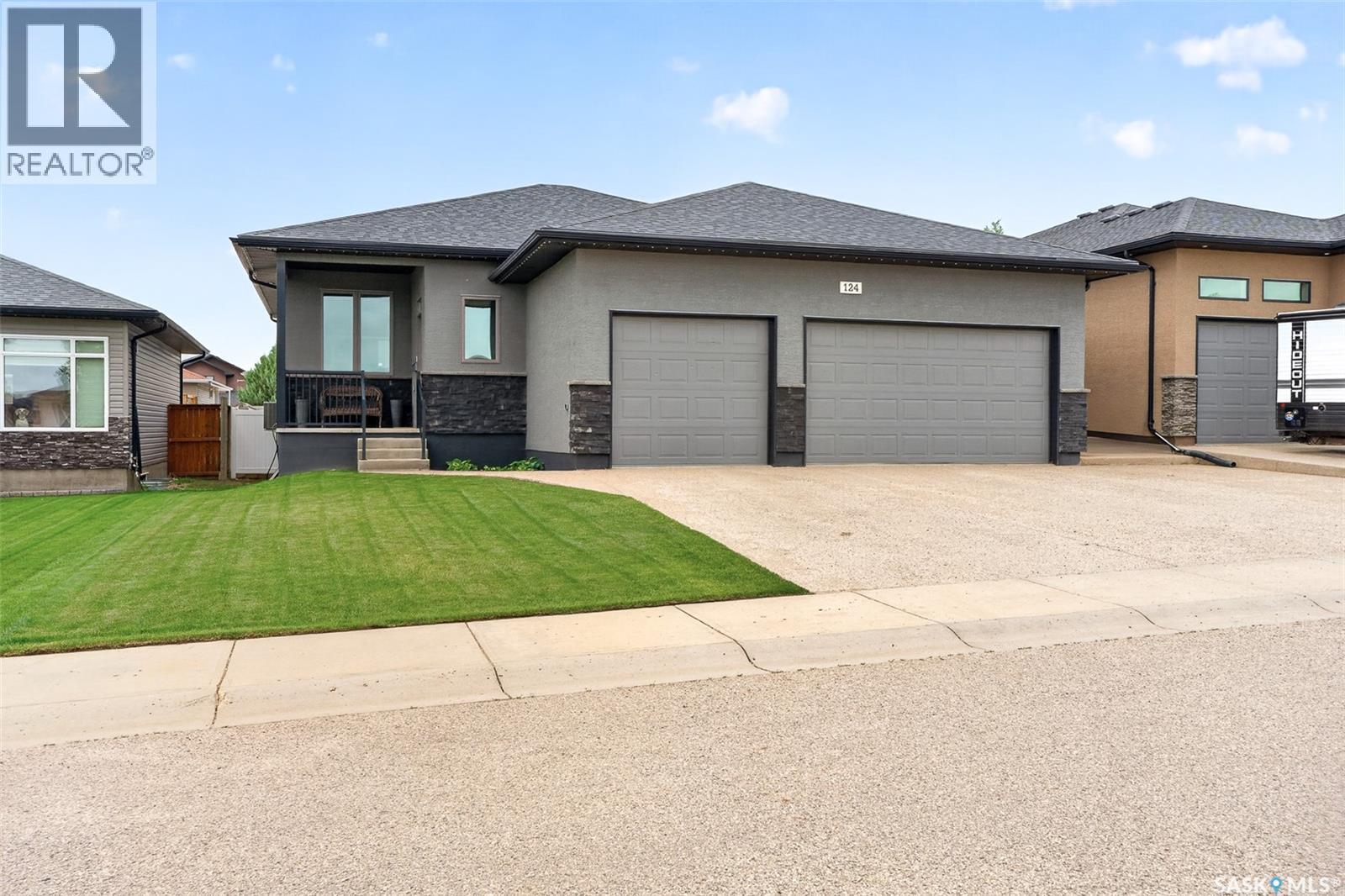 124 Everton Crescent, Moose Jaw, SK