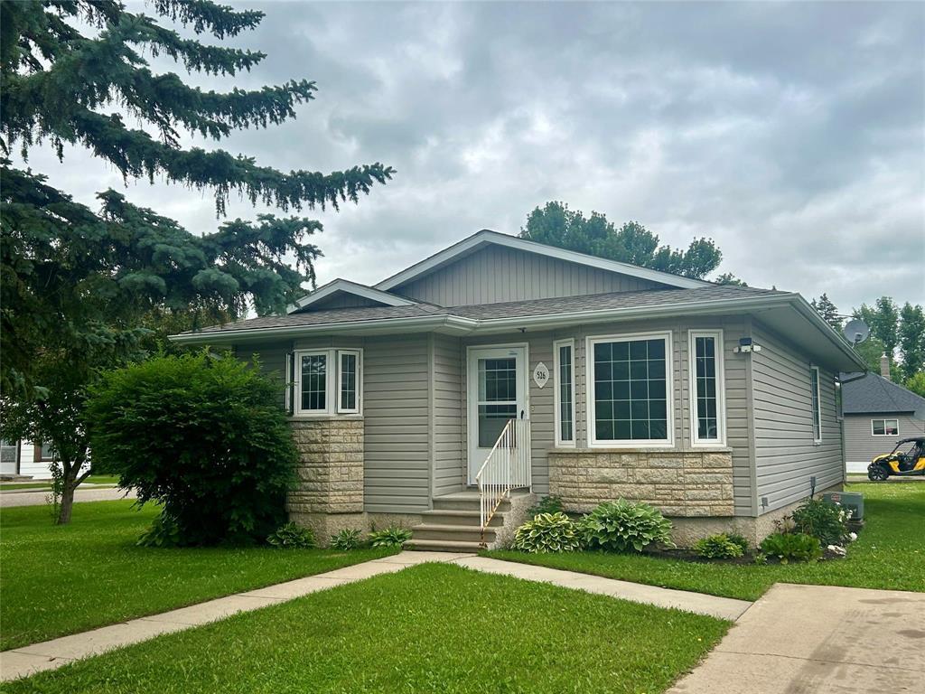 526 Second Avenue, Carberry, MB