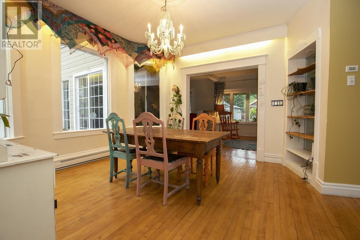 124 Upton Rd, Sault Ste. Marie, ON - Indoor Photo Showing Dining Room