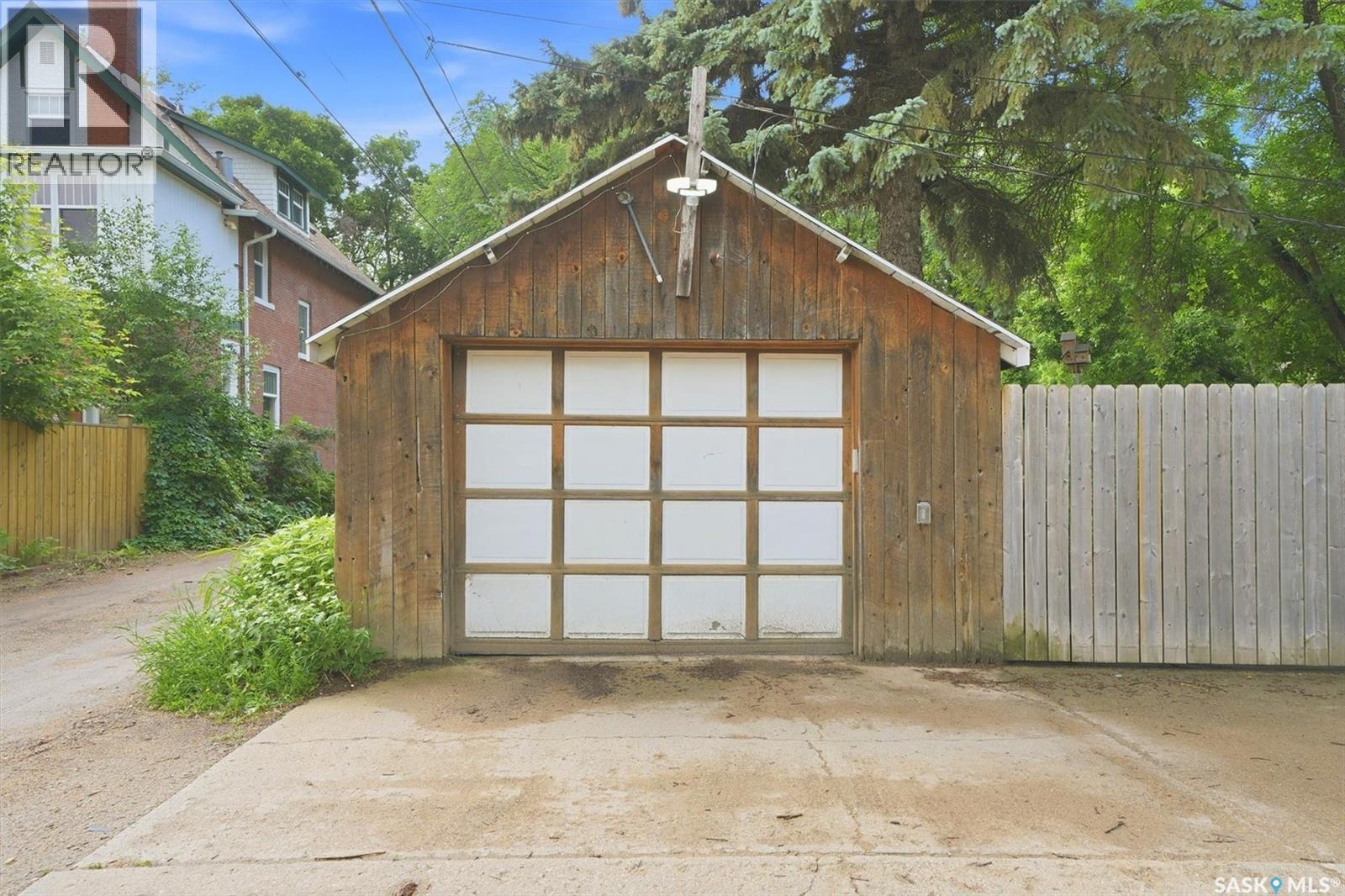 713 Melrose Avenue, Saskatoon, SK
