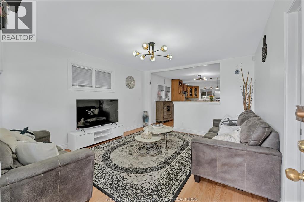 1431 Langlois, Windsor, ON