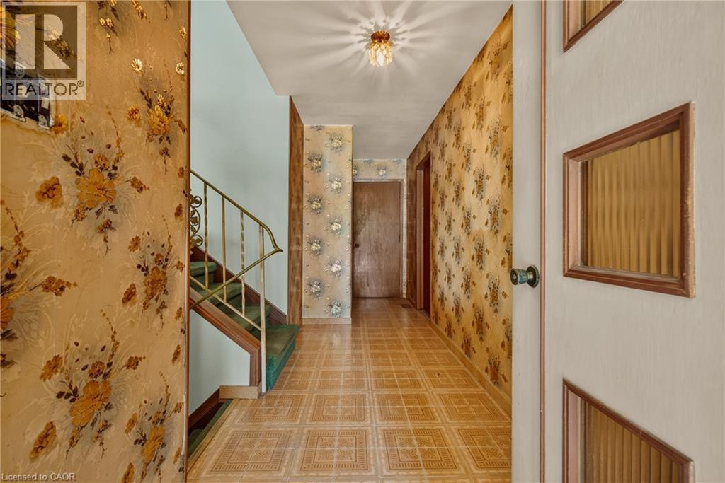 34 Windrush Crescent, Hamilton, ON