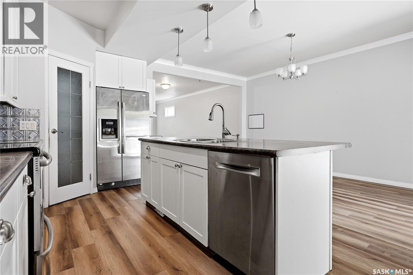 1950 Retallack Street, Regina, SK