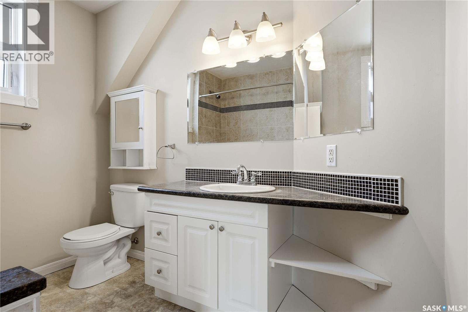 1950 Retallack Street, Regina, SK