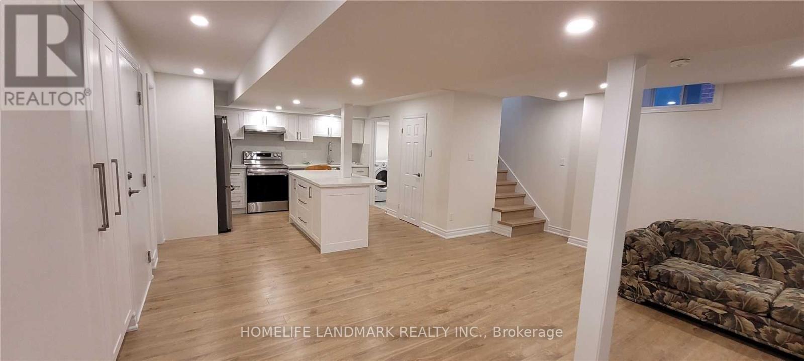 2564 Comet Court, Mississauga, ON