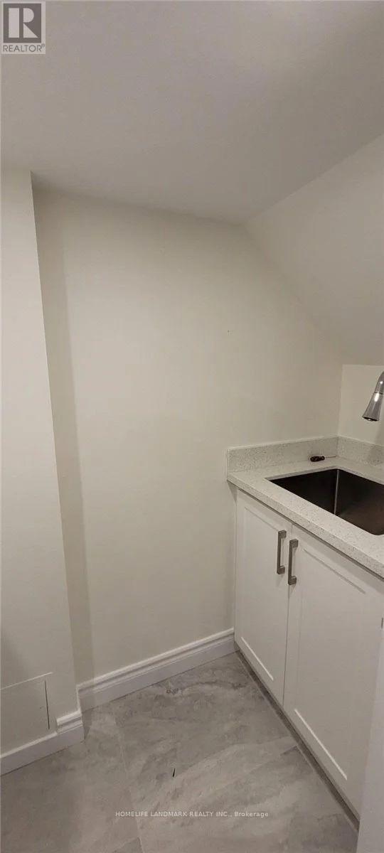 2564 Comet Court, Mississauga, ON