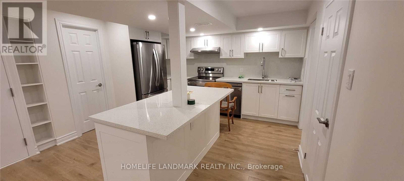 2564 Comet Court, Mississauga, ON