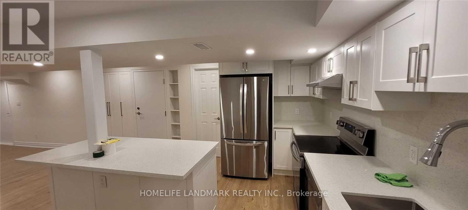 2564 Comet Court, Mississauga, ON