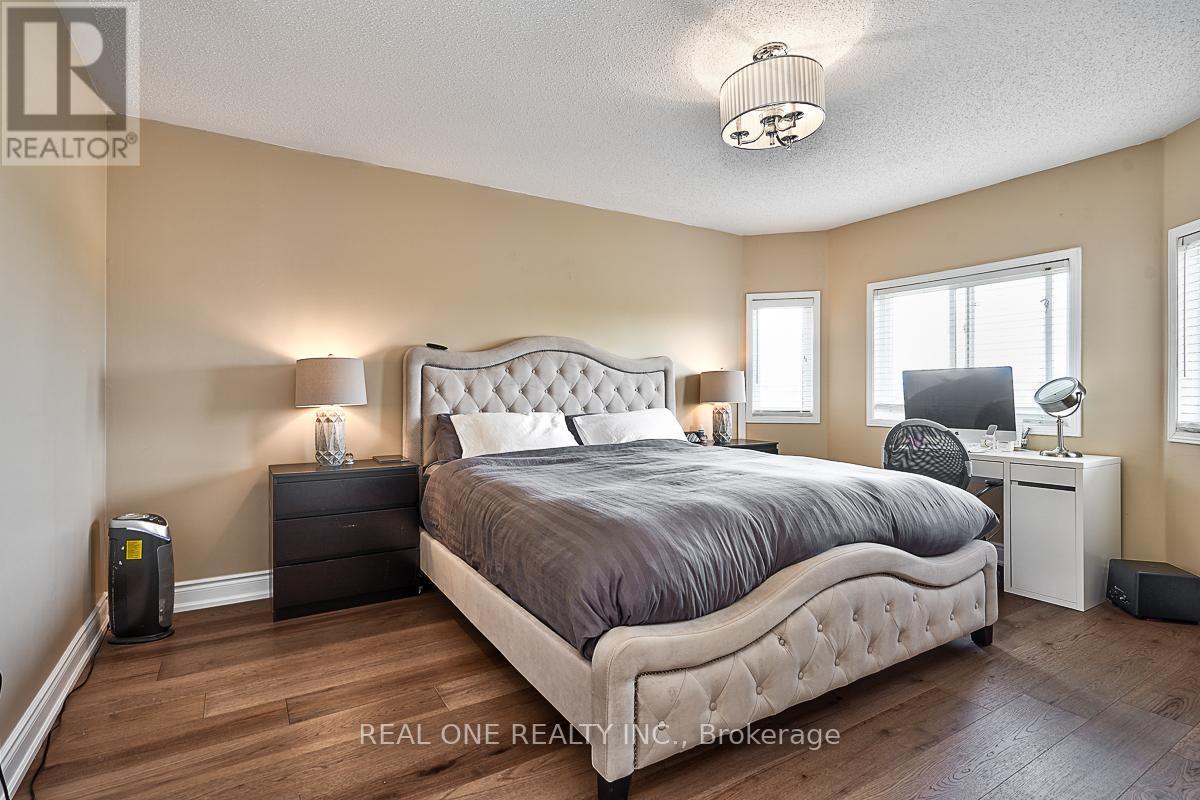 5881 Blue Spruce Avenue, Burlington, ON