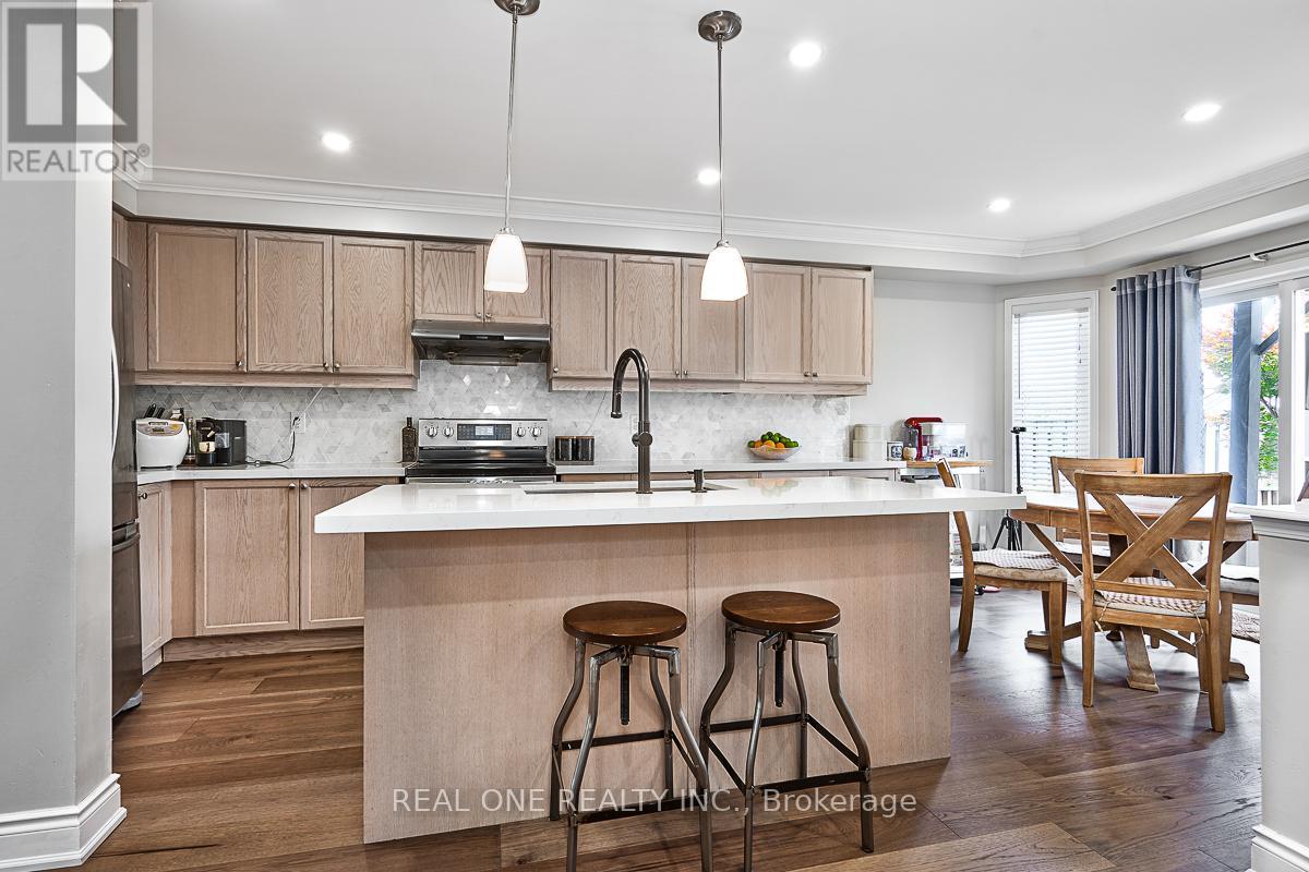 5881 Blue Spruce Avenue, Burlington, ON