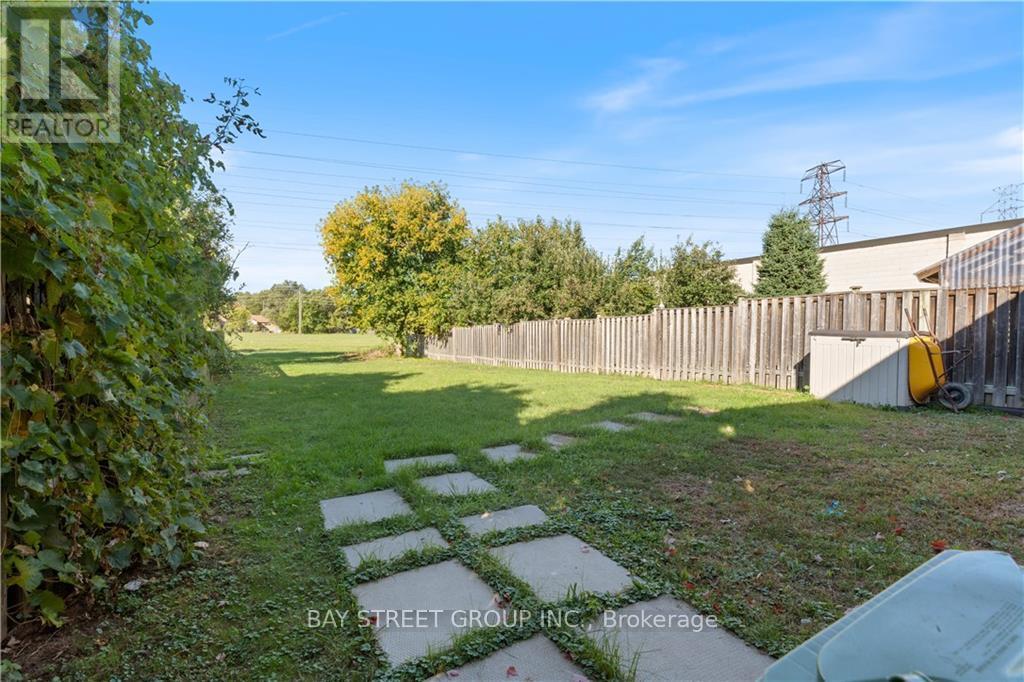 66 Ewen Road, Hamilton, ON