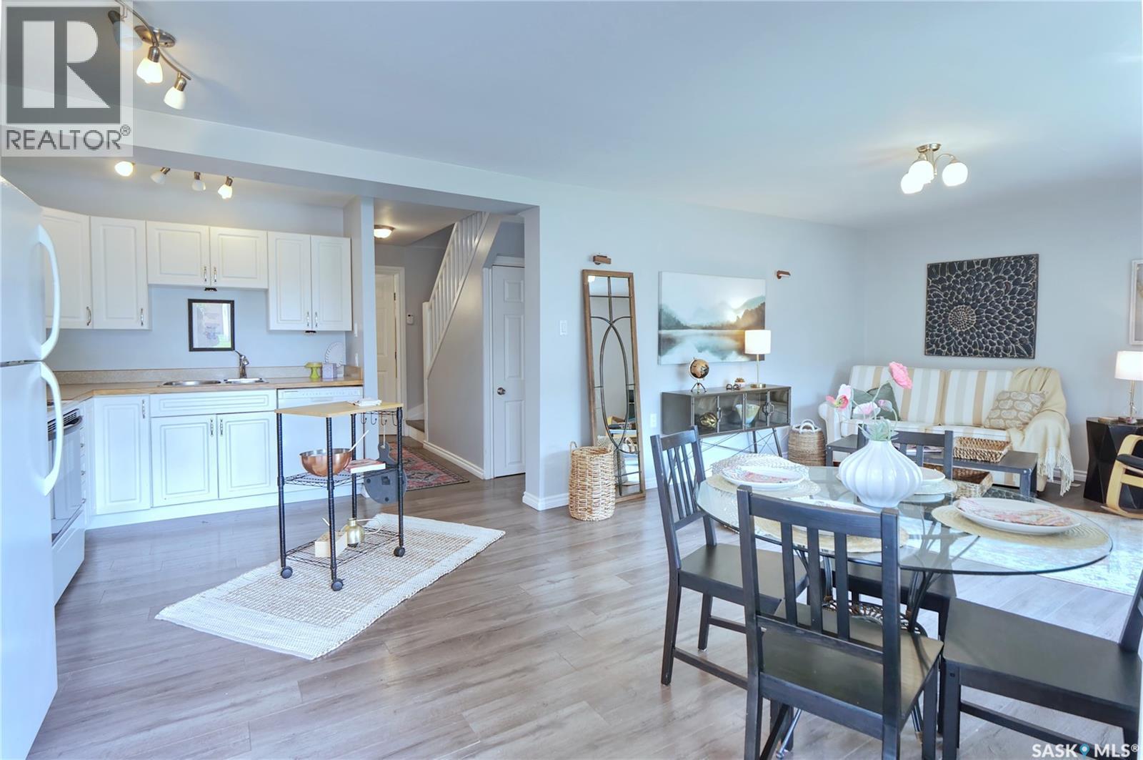 568 Athabasca Street E, Moose Jaw, SK