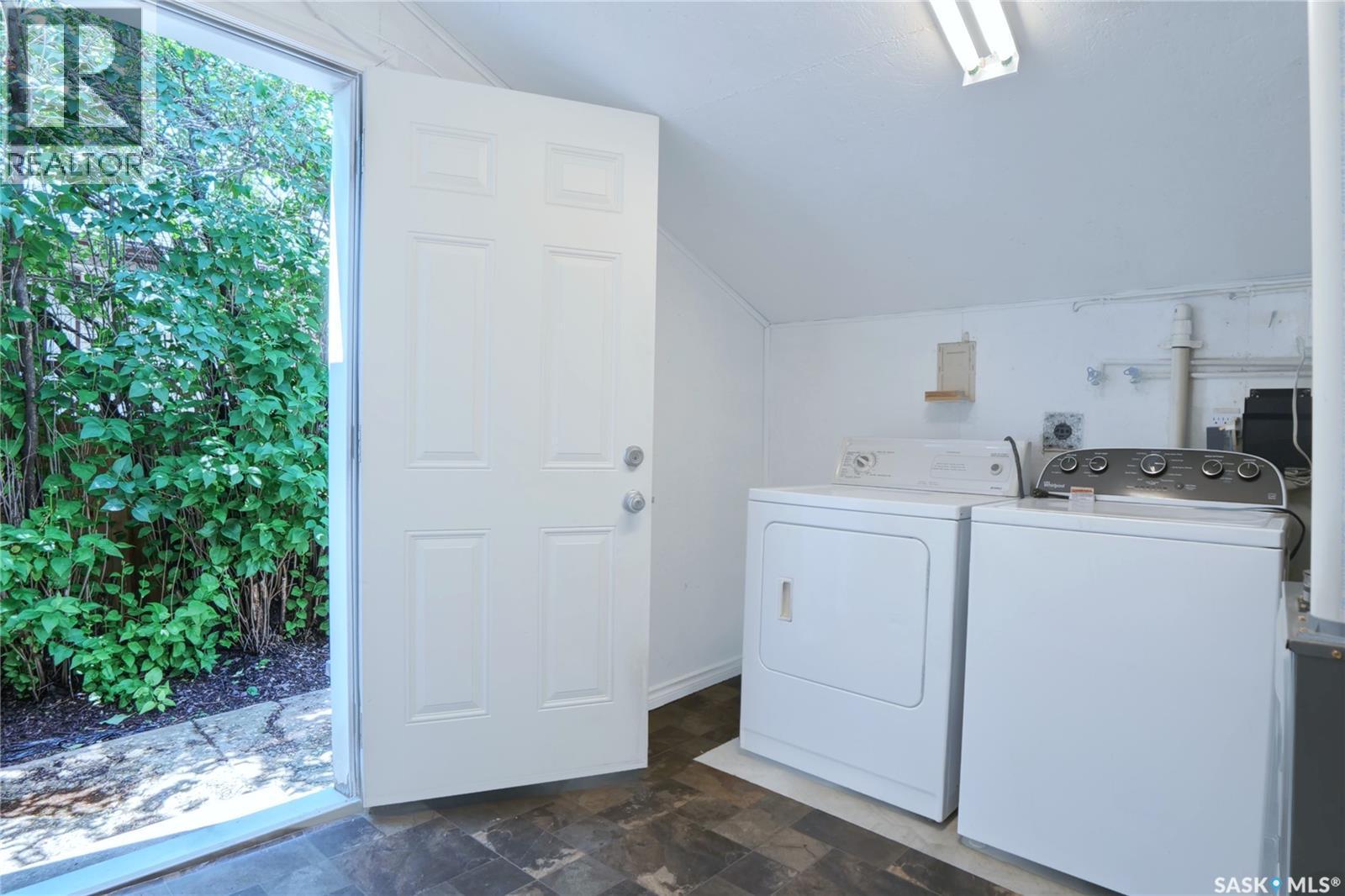568 Athabasca Street E, Moose Jaw, SK
