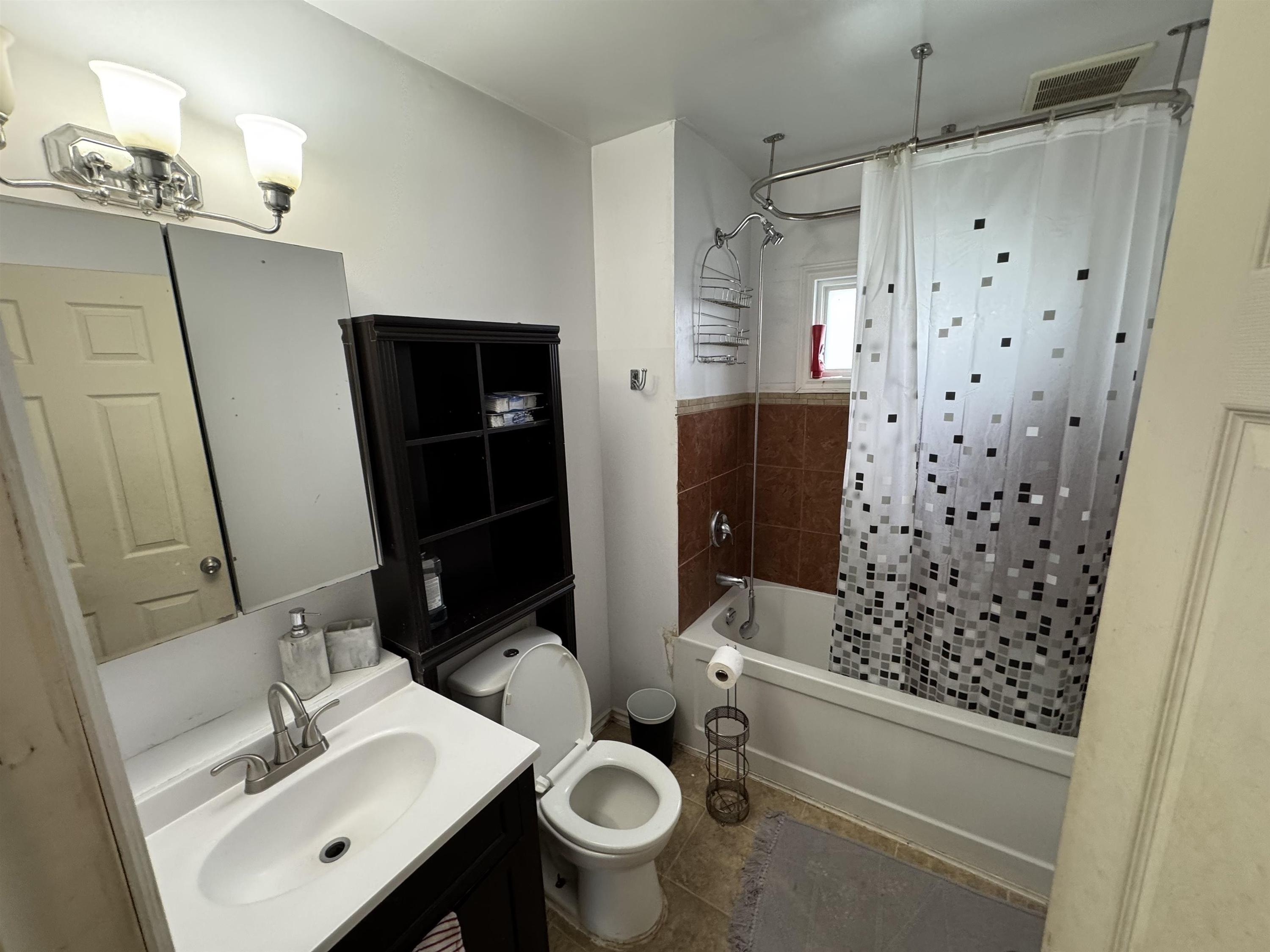 474 Mary St. E., Thunder Bay, ON