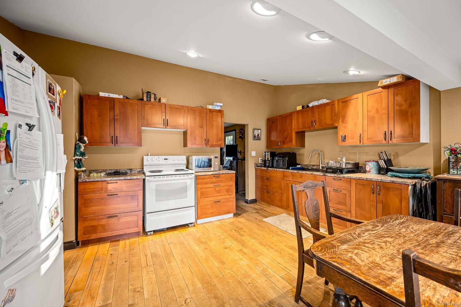 1576 Owen Rd, Comox, BC
