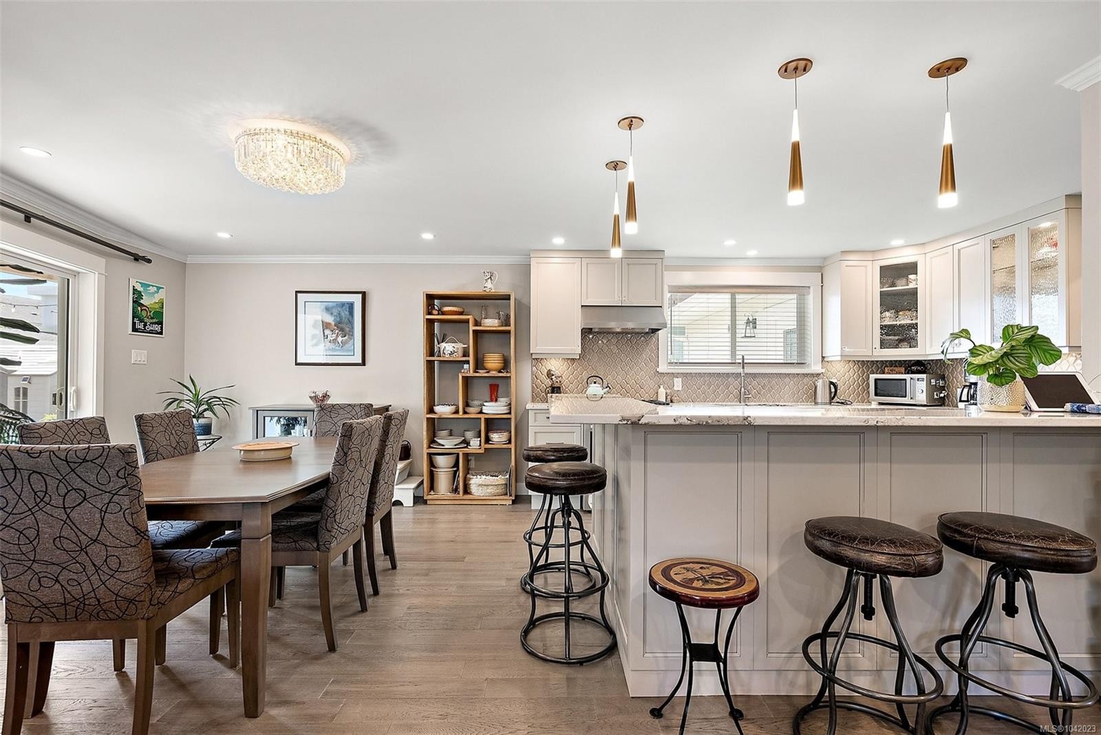 2485 Orchard Ave, Sidney, BC