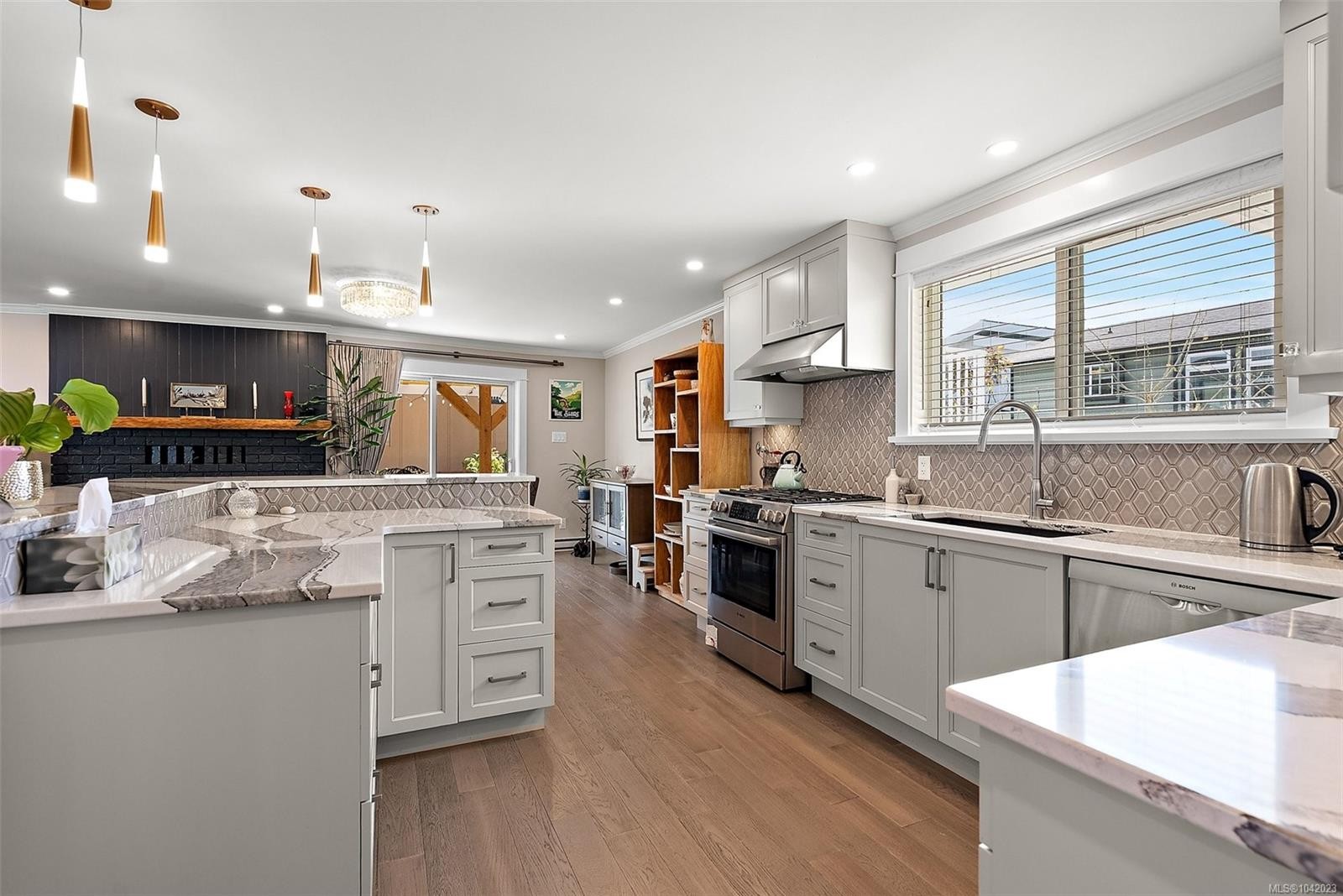 2485 Orchard Ave, Sidney, BC
