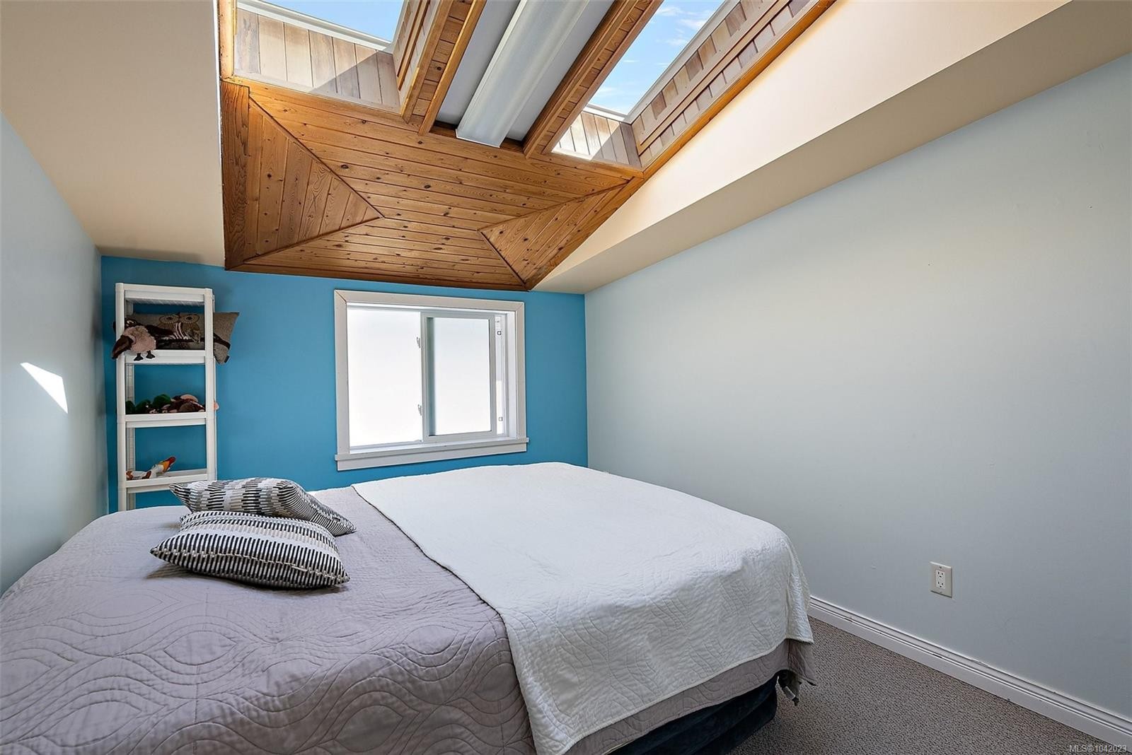 2485 Orchard Ave, Sidney, BC