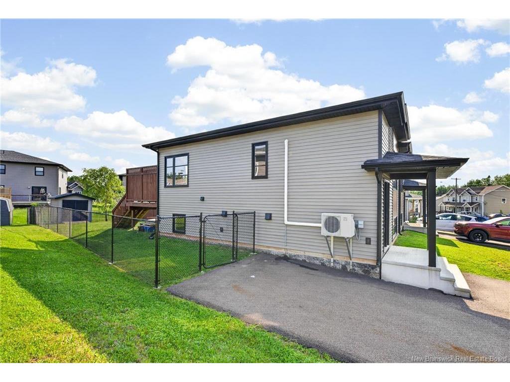 249 Belle-Forêt St, Dieppe, NB