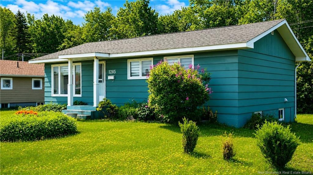 1285 Vanier, Bathurst, NB