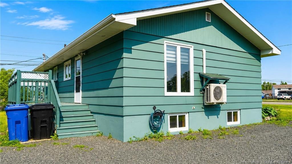 1285 Vanier, Bathurst, NB
