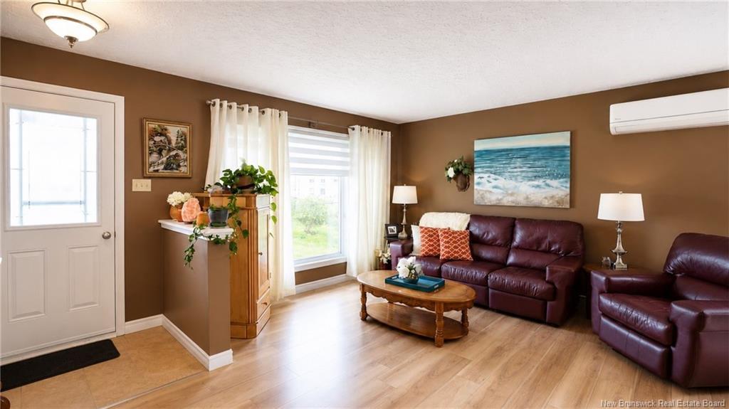 1285 Vanier, Bathurst, NB