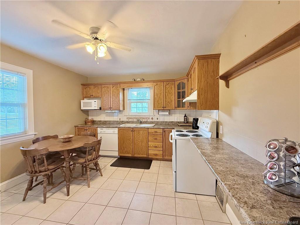386 Salisbury Rd, Moncton, NB