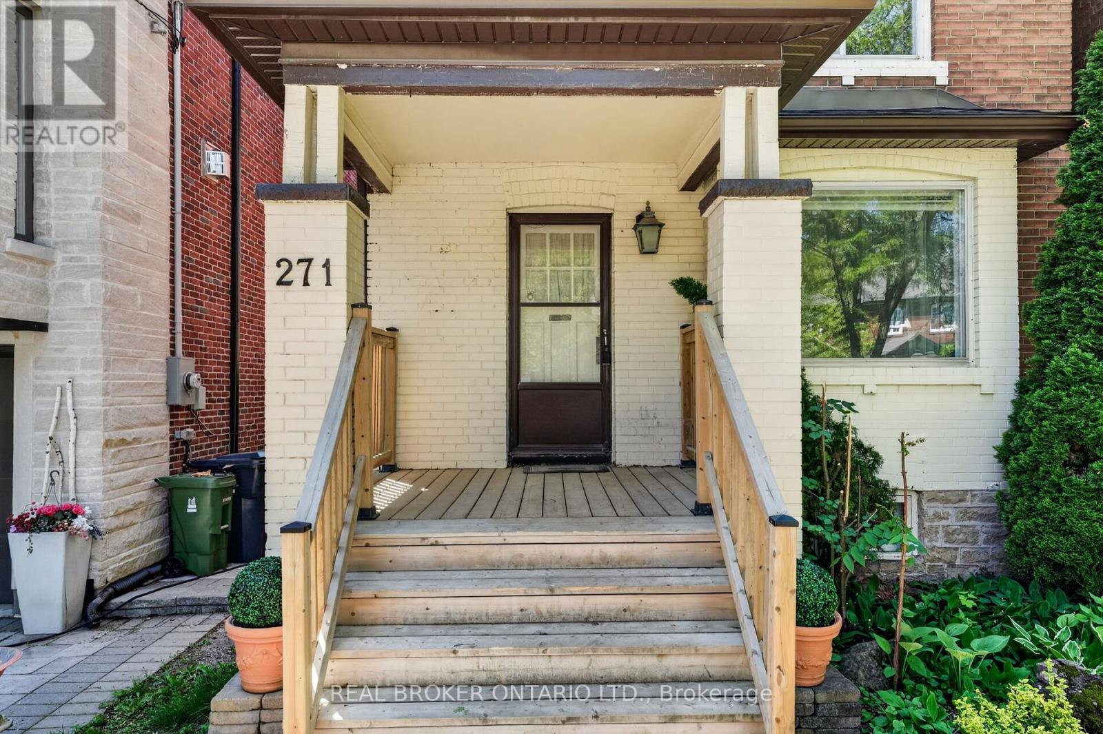 271 Manor Road E, Toronto, ON