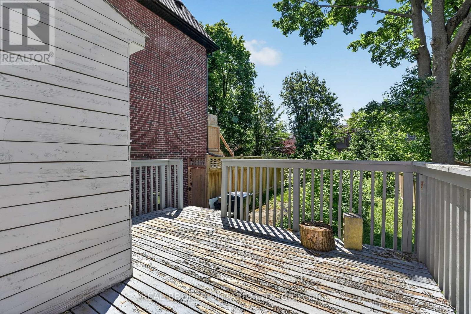 271 Manor Road E, Toronto, ON