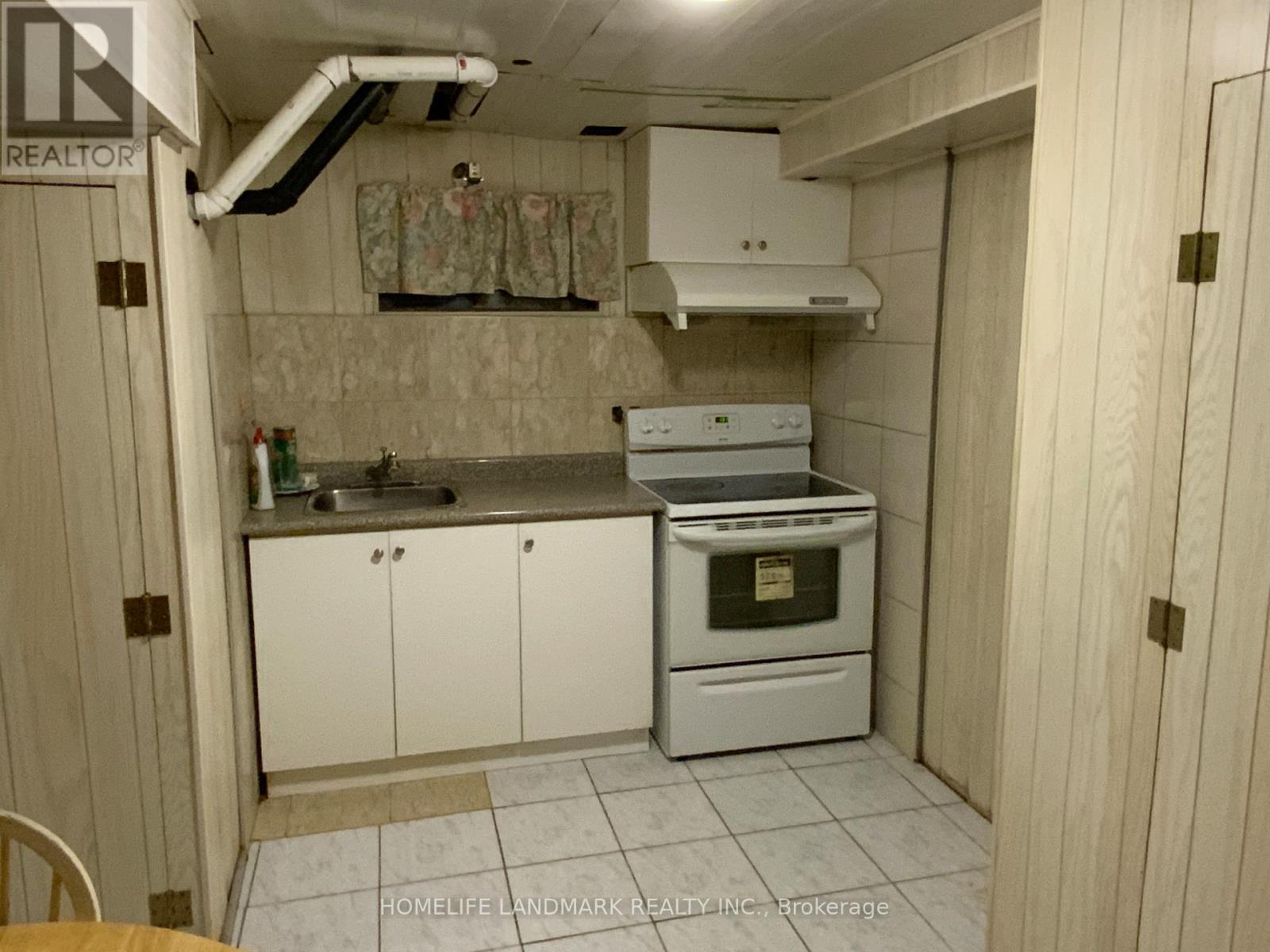 2293 Delkus Crescent, Mississauga, ON