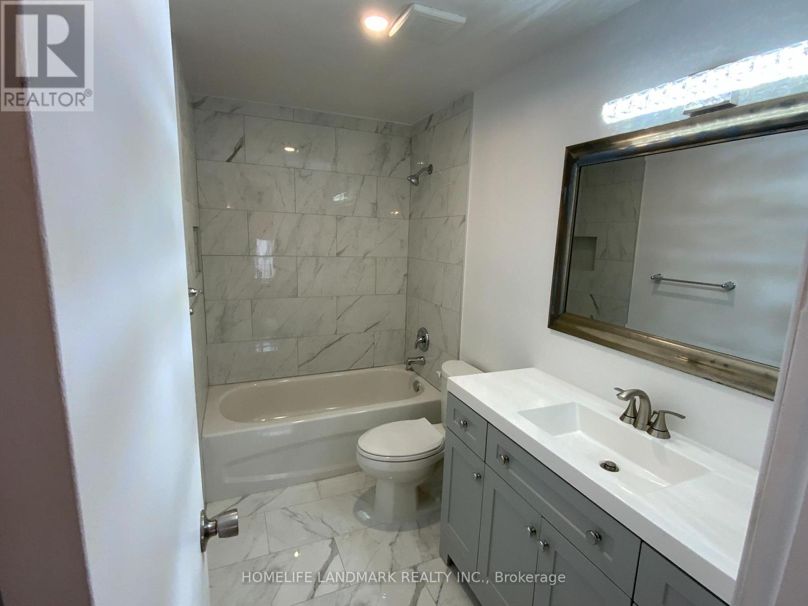 2293 Delkus Crescent, Mississauga, ON