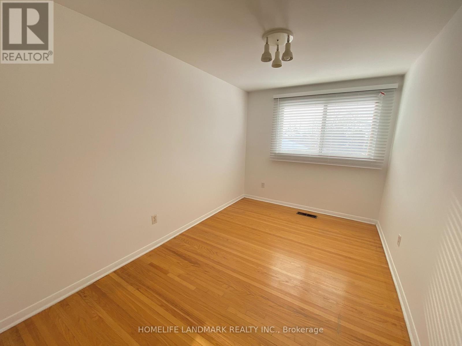 2293 Delkus Crescent, Mississauga, ON