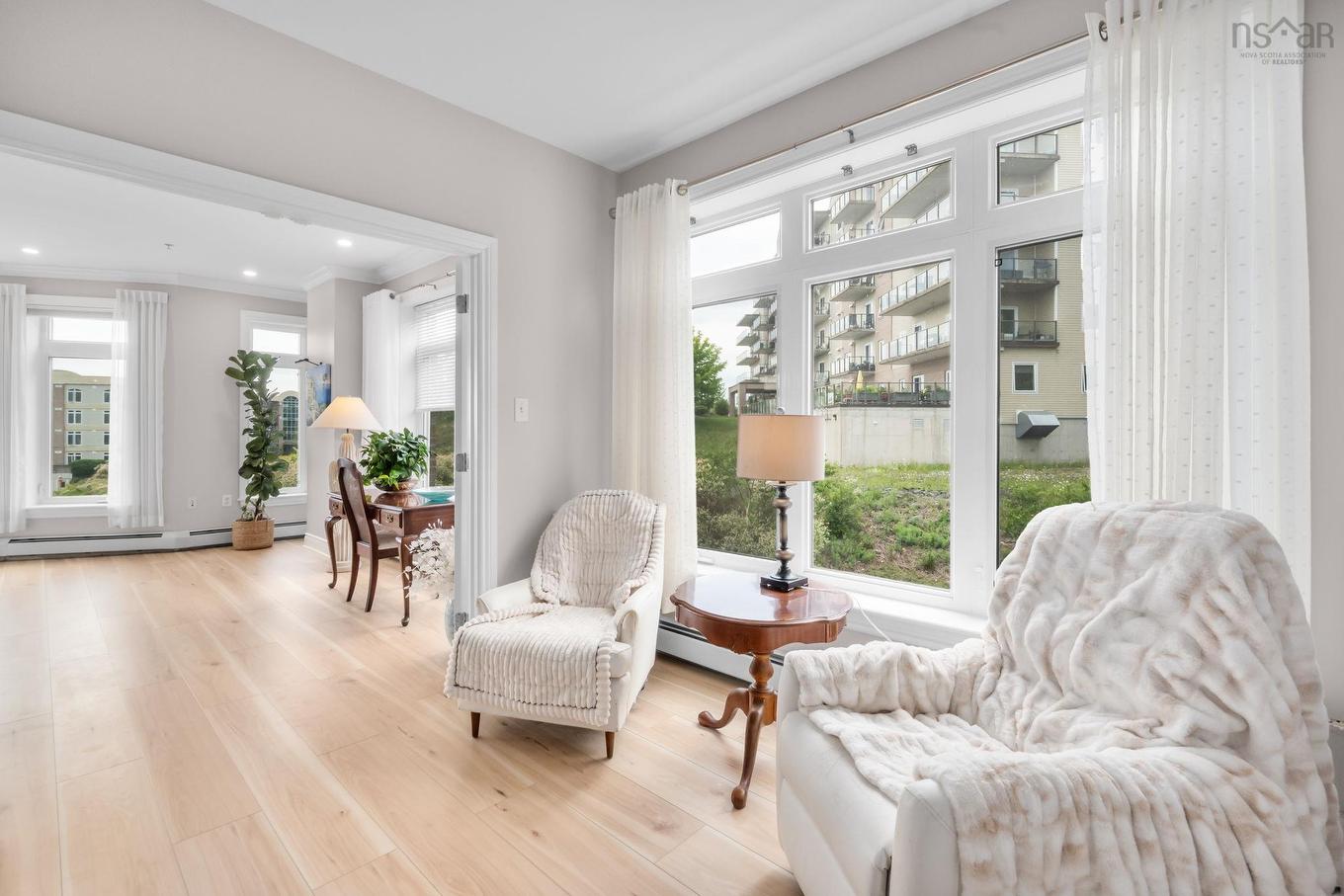 303 94 Bedros Lane, Halifax, NS - Indoor Photo Showing Living Room