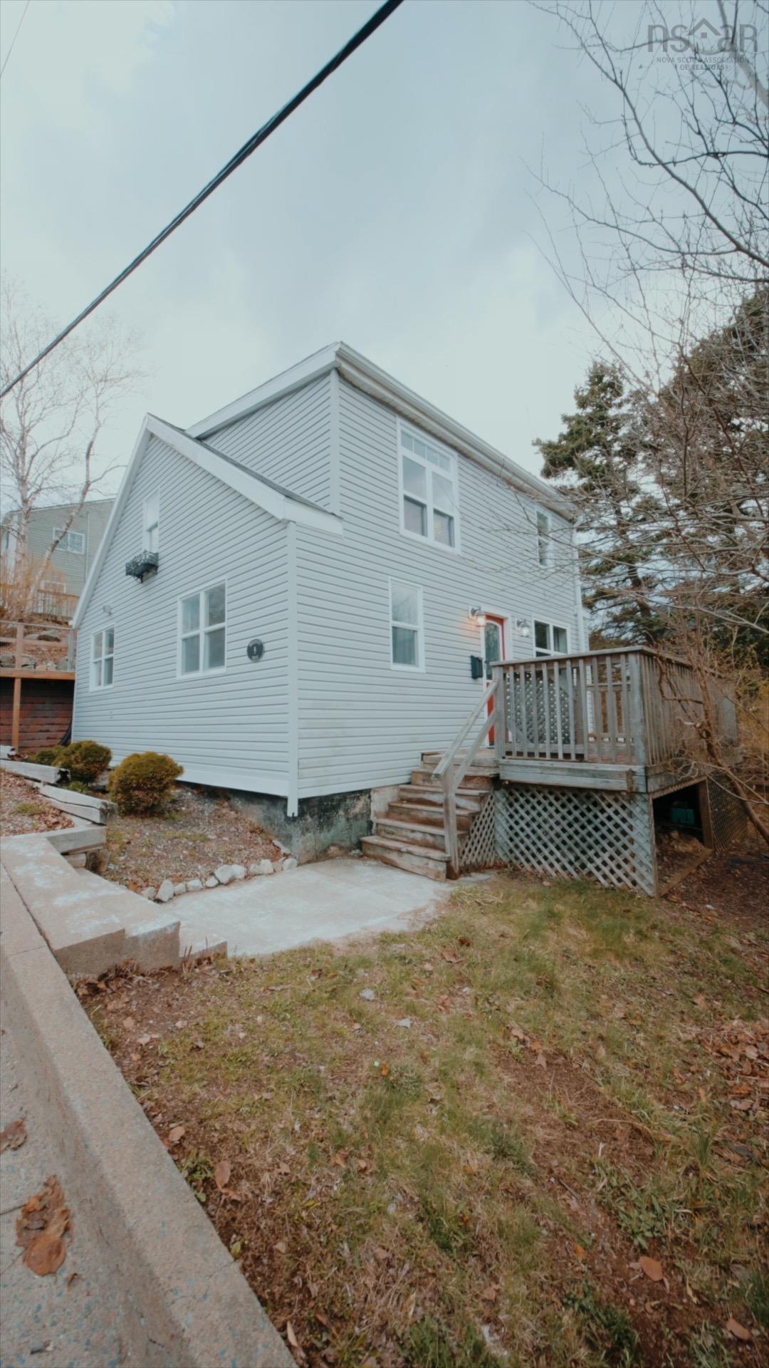 9 Maplewood Drive, Halifax, NS