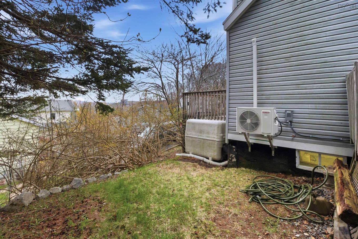 9 Maplewood Drive, Halifax, NS