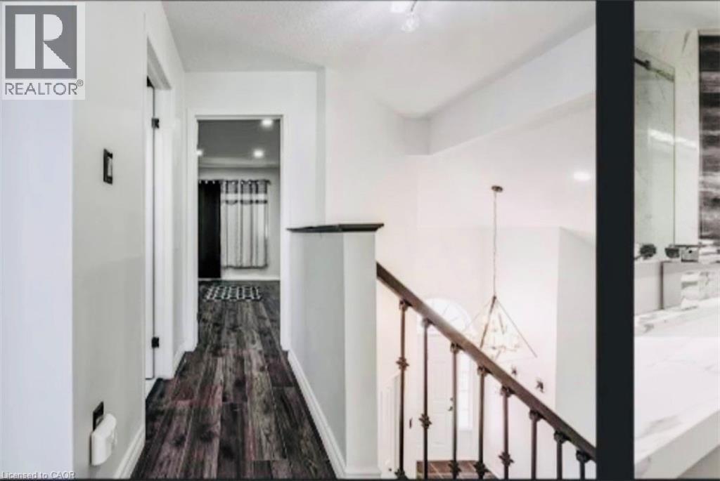 42 Thistlemoor Drive, Caledonia, ON
