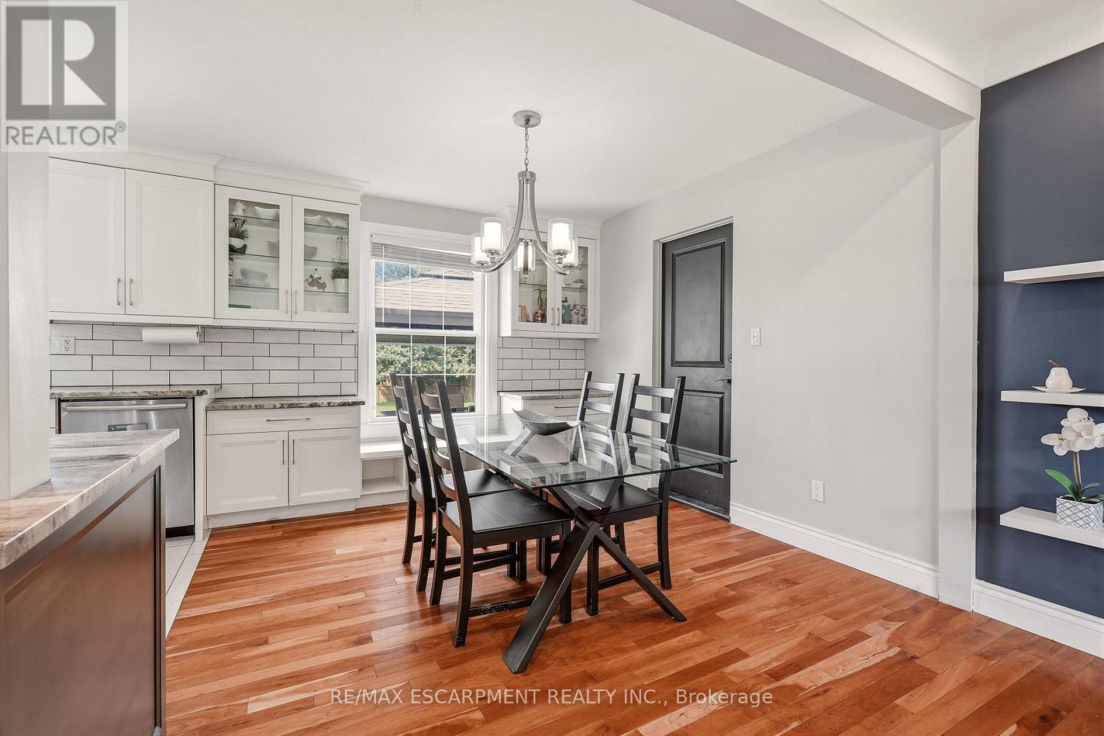 18 Fireside Drive, Hamilton, ON